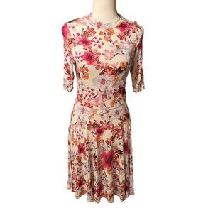 Pink And White Floral Soft Fabric Dress Size Medium M Quarter Sleeves Midi
